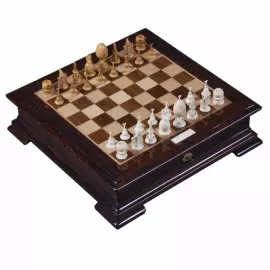 Шахматы из бивня мамонта "Хэллоуин"